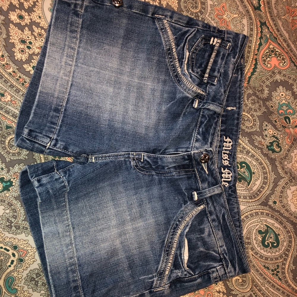 Miss me shorts size 31